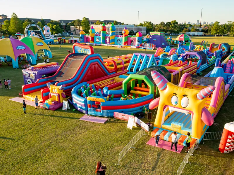 Які бувають брезентові матеріали для надувних замків?